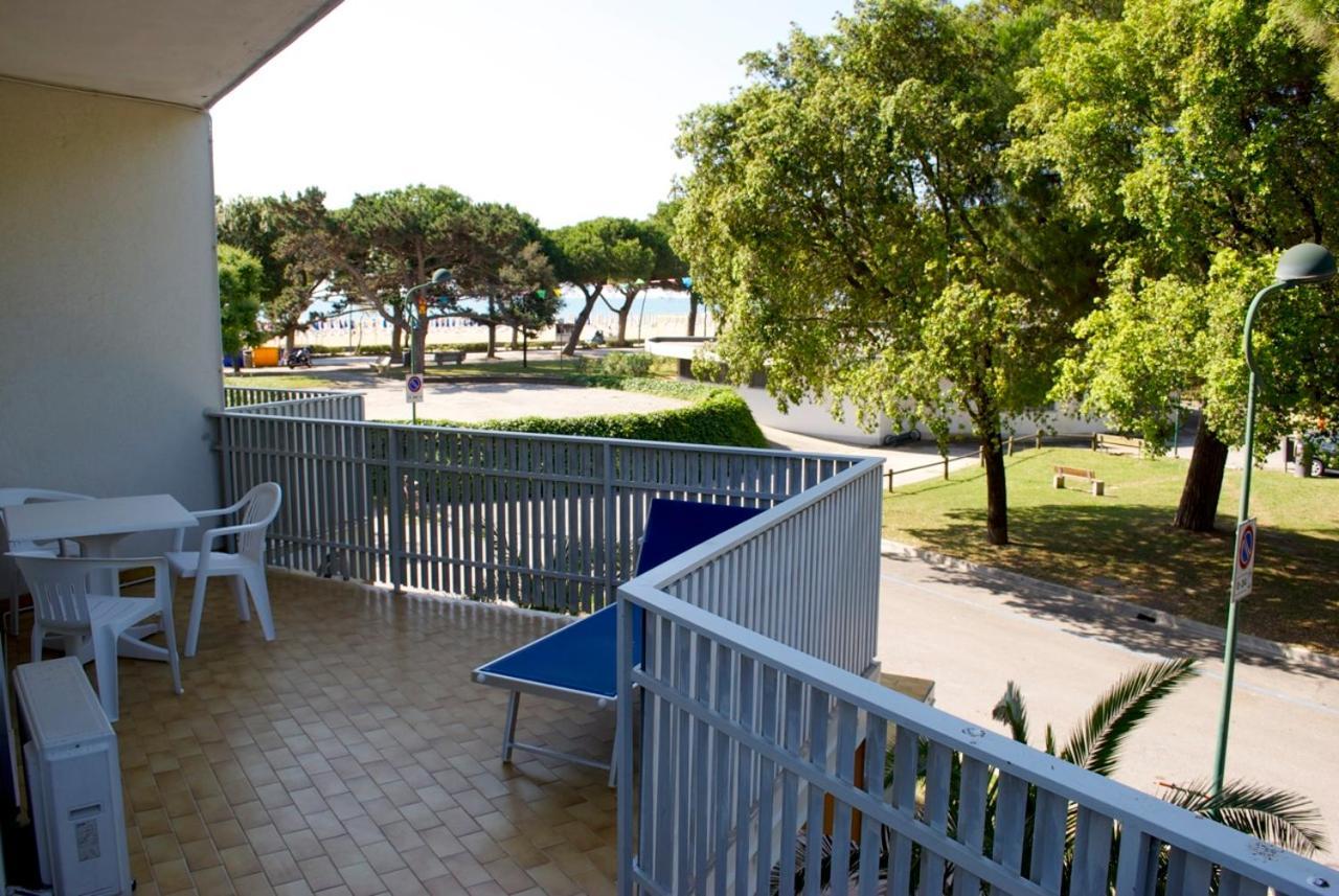 Hotel Miramare Lignano Sabbiadoro Exterior photo