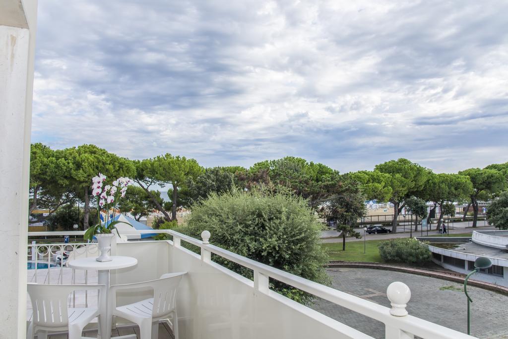 Hotel Miramare Lignano Sabbiadoro Exterior photo