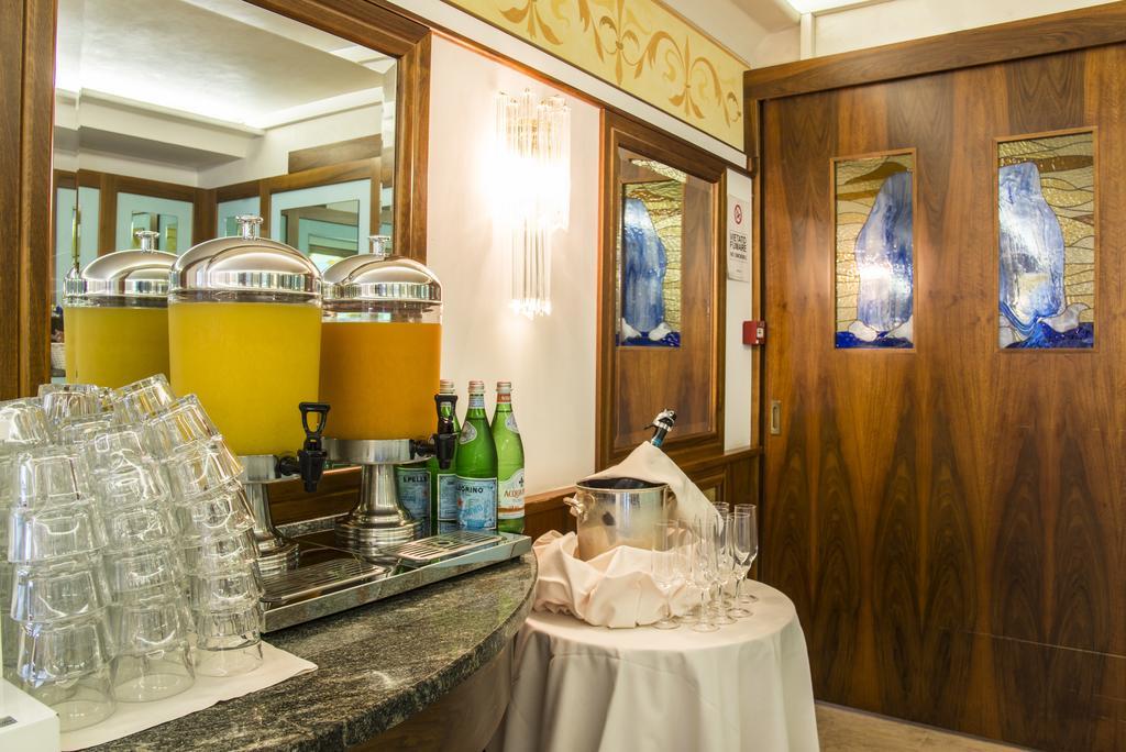 Hotel Miramare Lignano Sabbiadoro Exterior photo
