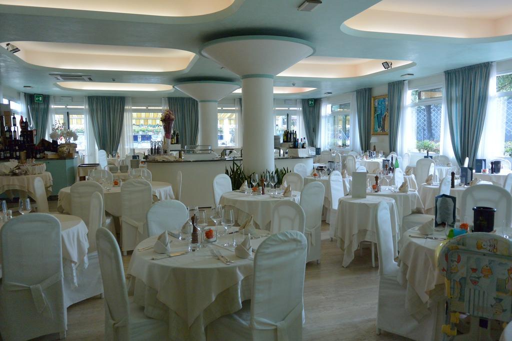 Hotel Miramare Lignano Sabbiadoro Exterior photo